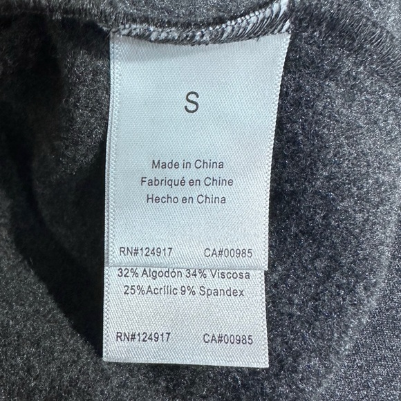 ⭐️ WeWoreWhat Cropped Cotton-Blend Sweatshirt [851] - Picture 8 of 9